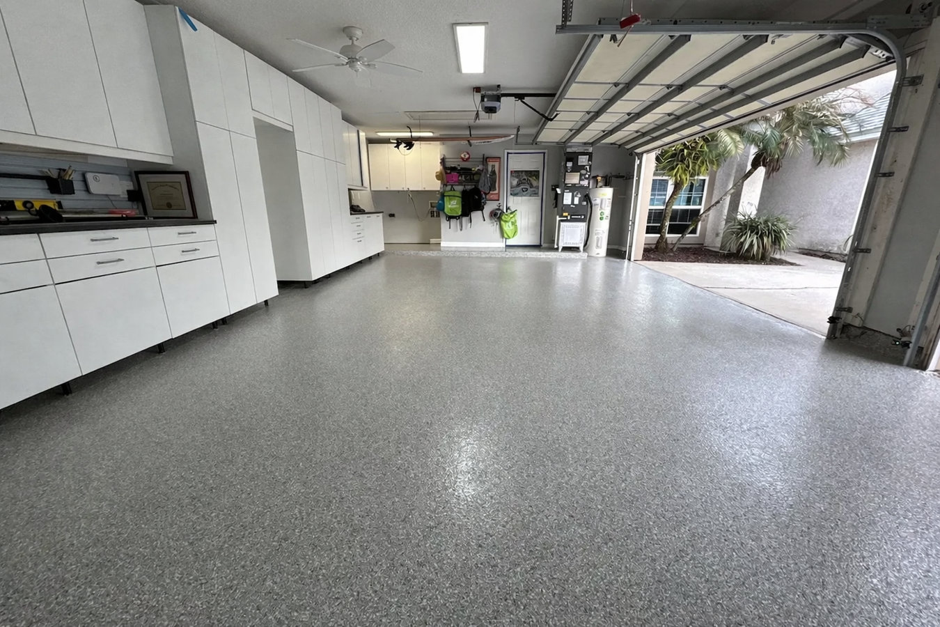 Garage floor concrete in Oxnard, CA
